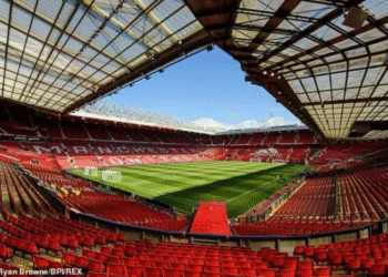 man united can lam gi de co 2 ty bang xay svd moi 100 nghin cho.png