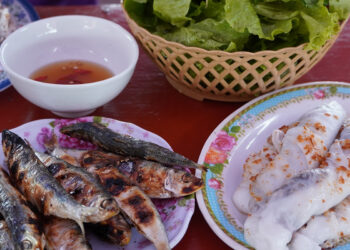 Món ngon bên đền thiêng xứ Nghệ khiến du khách ăn một lần nhớ mãi mon ngon ben den thieng xu nghe khien du khach an mot lan nho mai 2512.jpg