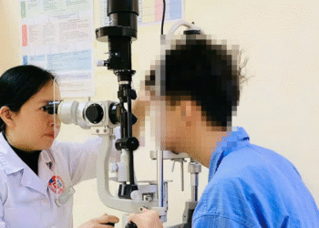 nam sinh 14 tuoi dap nhan cau suyt mu do sung do choi 718.png