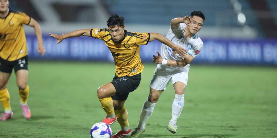 Nguyên Mạnh thừa nhận Nam Định thắng may CLB Thanh Hóa nguyen manh thua nhan nam dinh thang may clb thanh hoa.jpg