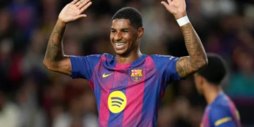 nhan dinh newcastle vs barcelona 03h00 ngay 113 tan cong cong hien.png