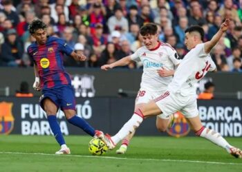 nhan dinh sevilla vs valencia 03h00 ngay 223 la liga 202526.jpg