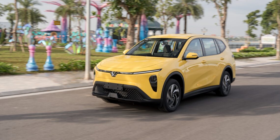 VinFast ghi nhận doanh thu tăng trưởng mạnh trong năm 2025 photo 01 jpg.17404.jpeg