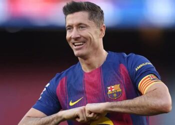 robert lewandowski 16 nam dinh cao va cuoc chien khong ngung de chung minh ban than.jpg