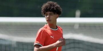 Con trai Cristiano Ronaldo tập luyện cùng học viện Real Madrid