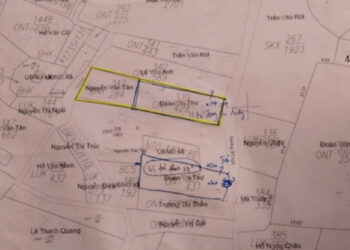 sap ban dat chu nha ta hoa khi so do dung ten hang xom dat o ghi ten nguoi la 2271.jpg