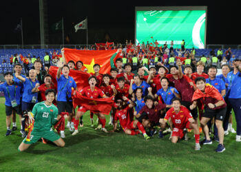 su thay doi cua hlv kim sang sik.jpg