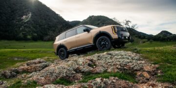 Kia Telluride 2027 gây chú ý với khả năng lội nước gần 1 mét, vượt nhiều SUV địa hình