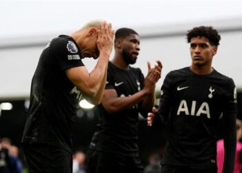 Cầu thủ Tottenham đối mặt nguy cơ giảm 50% lương nếu xuống hạng tottenham 0303154439.jpg