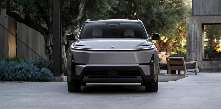 Toyota tăng tốc điện hóa, chi mạnh cho sản xuất xe điện toyota jpg.17762.jpeg