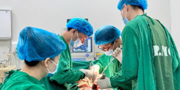 tri hoan dieu tri 10 ngay benh nhan ung thu vo dai trang nguy kich 575.jpg