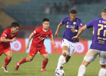 truc tiep bong da the cong viettel 1 0 ha noi huu thang ghi tuyet pham 1642.jpg