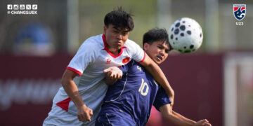 truc tiep bong da u23 viet nam 0 1 u23 thai lan tan cong tim ban go 1451.jpg
