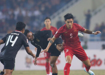 Tuyển Việt Nam: Ai vá hàng thủ cho HLV Kim Sang Sik tuyen viet nam ai va hang thu cho hlv kim sang sik 2450.jpg