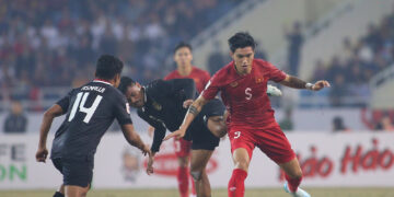 tuyen viet nam ai va hang thu cho hlv kim sang sik 2450.jpg