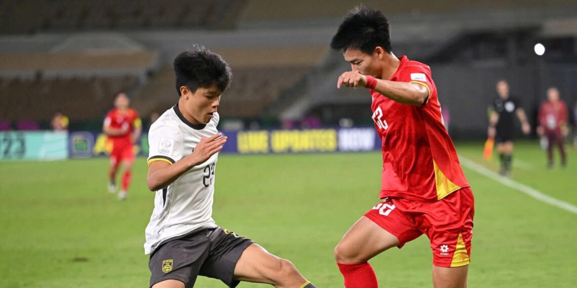 u23 viet nam dau trung quoc thai lan bat ngo doi hinh 2042.jpg