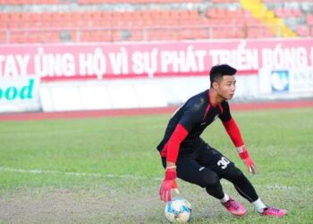 Văn Toản tìm kiếm cơ hội thi đấu trong màu áo mới van toan tim kiem co hoi thi dau trong mau ao moi.jpg