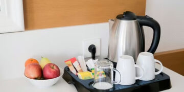 vi sao nen kiem tra am dun nuoc may pha ca phe ngay khi nhan phong khach san 331.jpg