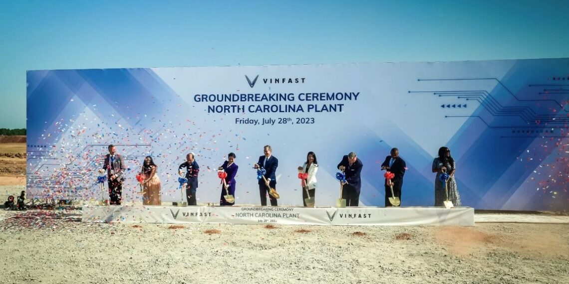 VinFast tái khởi động dự án nhà máy tại Mỹ, đặt mục tiêu sản xuất từ năm 2028 VinFast tái khởi động dự án nhà máy tại Mỹ, đặt mục tiêu sản xuất từ năm 2028