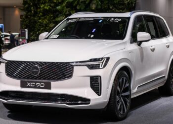 volvo xc90 facelift jpg.17400.jpeg