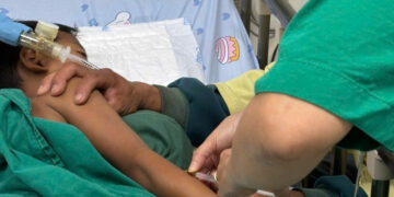 who ho tro khan cap thuoc toi da nang suc khoe 3 tre ngo doc tien trien tich cuc 1188.jpg