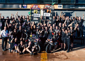 Aprilia Racing thống trị đường đua Brazil với chiến thắng kép