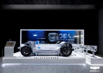 xehay geely 120326 4.jpg