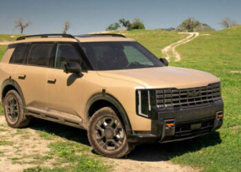 Nội thất sang, hybrid tiết kiệm, giá vẫn cạnh tranh