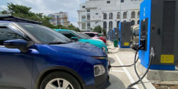 xehay tram sac 180326 2.jpg