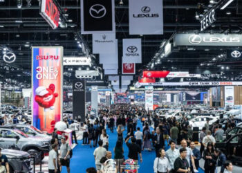 xehay trien lam bang coc 310326 3.jpg