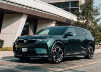 xehay vf 0603 060326 4.jpg