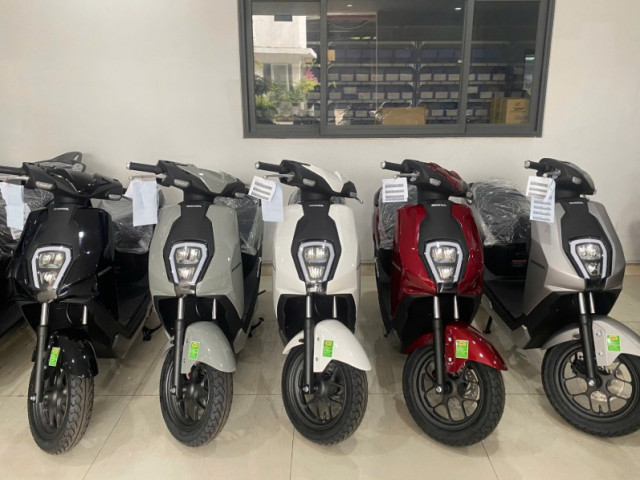 Những mẫu xe máy điện phổ thông dưới 30 triệu đồng, phương án thay thế xe xăng để tiết kiệm chi phí Những mẫu xe máy điện phổ thông dưới 30 triệu đồng, phương án thay thế xe xăng để tiết kiệm chi phí