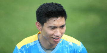 Xuân Son báo tin cực vui, Văn Hậu tươi rói hội quân tuyển Việt Nam