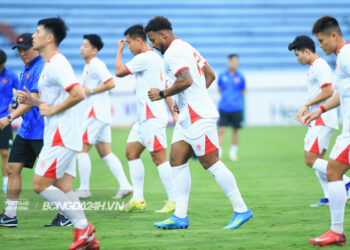 xuan son tram ngam trong ngay sinh nhat.jpg