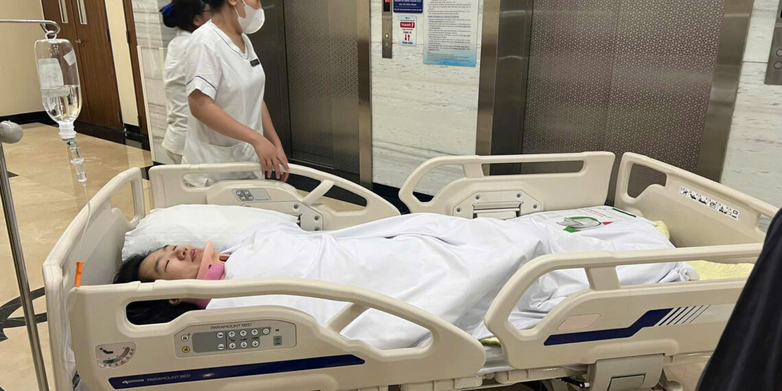 Phó giáo sư cảnh báo ‘bệnh lười’ tàn phá cột sống người trẻ Phó giáo sư cảnh báo ‘bệnh lười’ tàn phá cột sống người trẻ