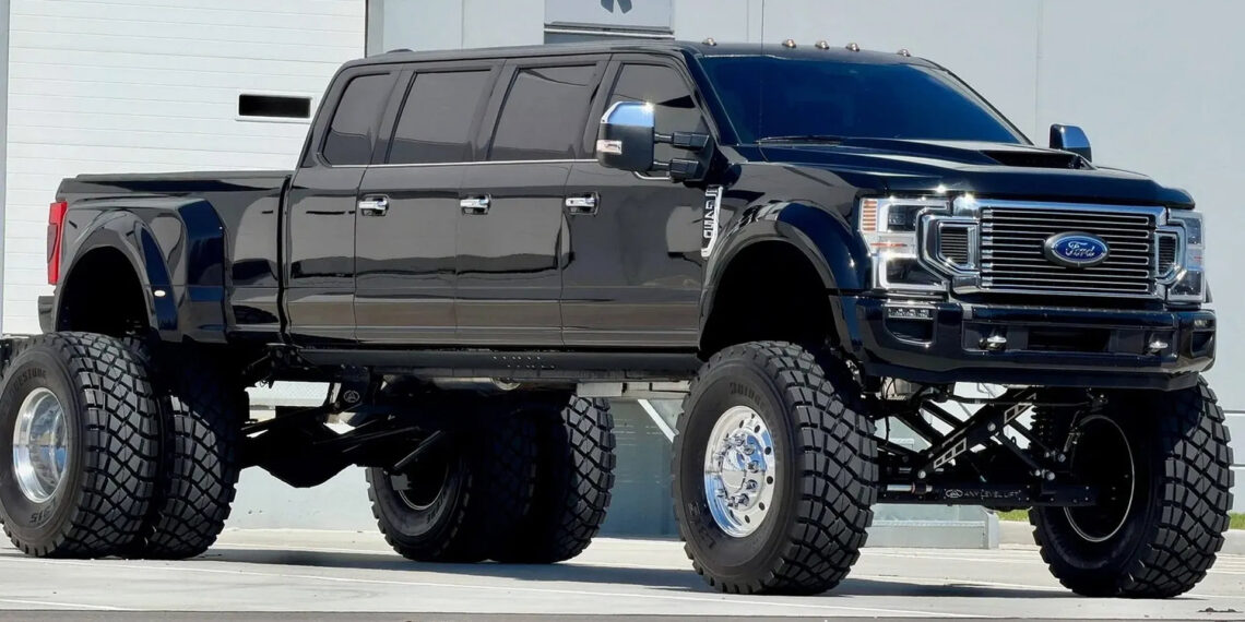 Ford F-450 sáu cửa gây choáng với giá nhiên liệu hơn 1.000 USD mỗi lần đổ đầy 2020 ford f 450 platinum 4wd crew cab 8 box ebay 20 jpg.18003.jpeg