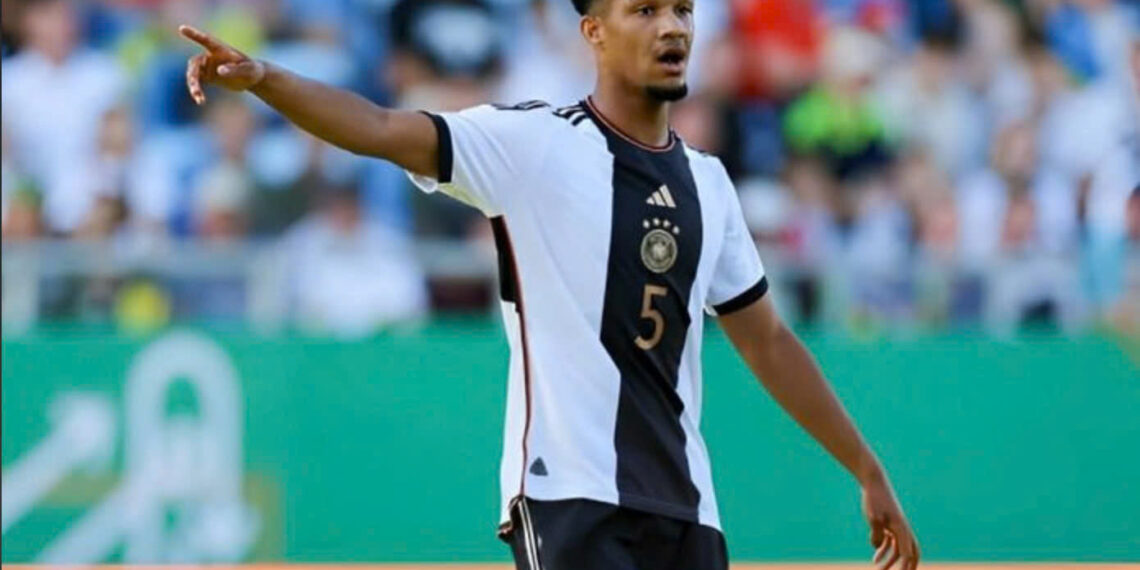 Trung vệ người Đức lên tiếng làm rõ tin đồn mang gốc gác Việt 276d19981bfe9aa0c3ef 1304191055.jpg