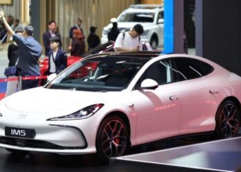 4471775047826 mg im5 ra mat dong nam a anhdaidien.jpg