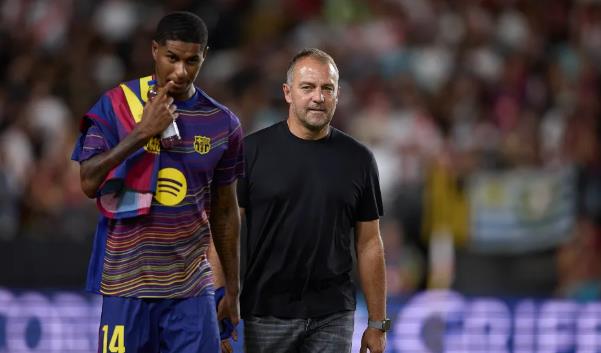 HLV Hansi Flick nói gì về tương lai Marcus Rashford? 6 0704101117.png