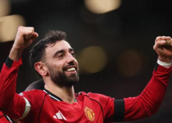 Teddy Sheringham chỉ ra 2 cái tên thay thế Bruno Fernandes ở MU 6 1404101754.png