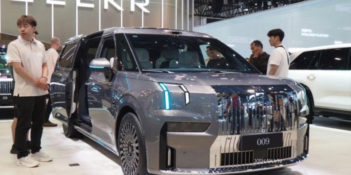 6731777346131 can canh zeekr 009 2026 anhdaidien.jpg