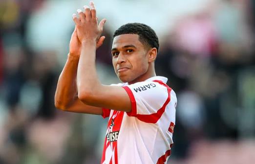 MU đưa tiền vệ của Southampton vào tầm ngắm 7 0804095053.png