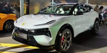 7021774946761 lotus chinh thuc ban giao nhung chiec eletre x dau tien anhdaidien.jpg