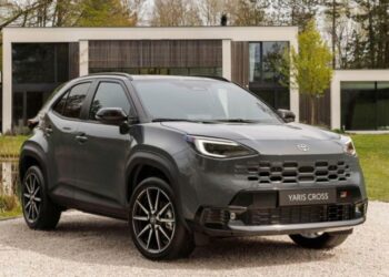 81776416477 toyota yaris cross lo dien ban nang cap anhdaidien.jpg