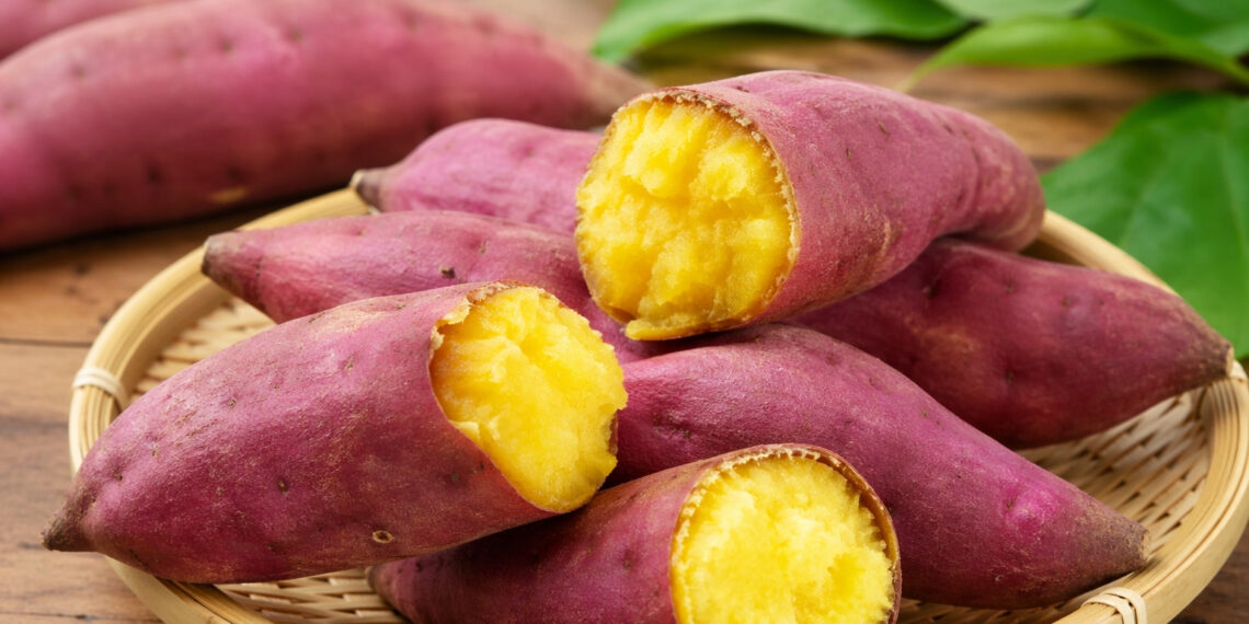 an khoai lang sai cach nguoi phu nu lo lang khi duong huyet tang vot 2298.jpg