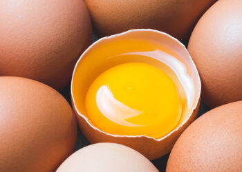 Bác sĩ tiết lộ điều gì xảy ra nếu bạn ăn trứng mỗi ngày trong 2 tuần? bac si tiet lo dieu gi xay ra neu ban an trung moi ngay trong 2 tuan 2373.jpg