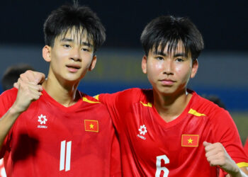 bao indonesia u17 viet nam ba chu dong nam a 301.jpg