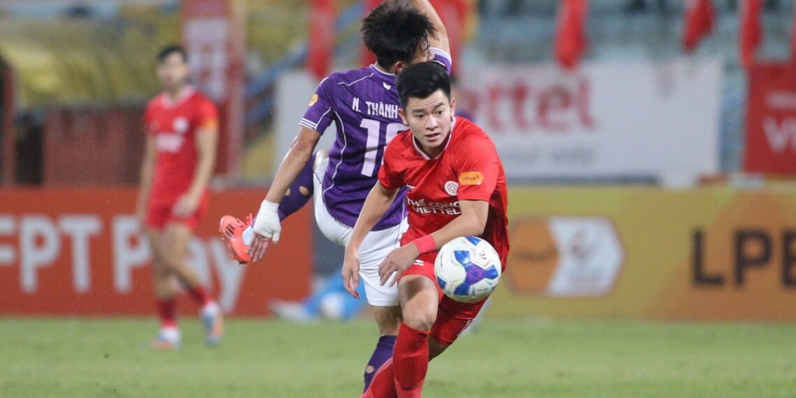 Phan Tuấn Tài ẩn ý Thanh Hóa đá xấu, xứng đáng thẻ đỏ bong da viet nam nam at ty cho suc bat tu dan sao tuoi ran.jpg