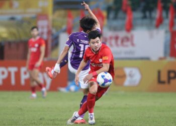 bong da viet nam nam at ty cho suc bat tu dan sao tuoi ran.jpg