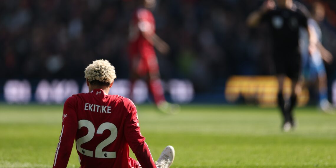 chuyen la cua liverpool cu mua nguoi la chan thuong.jpeg